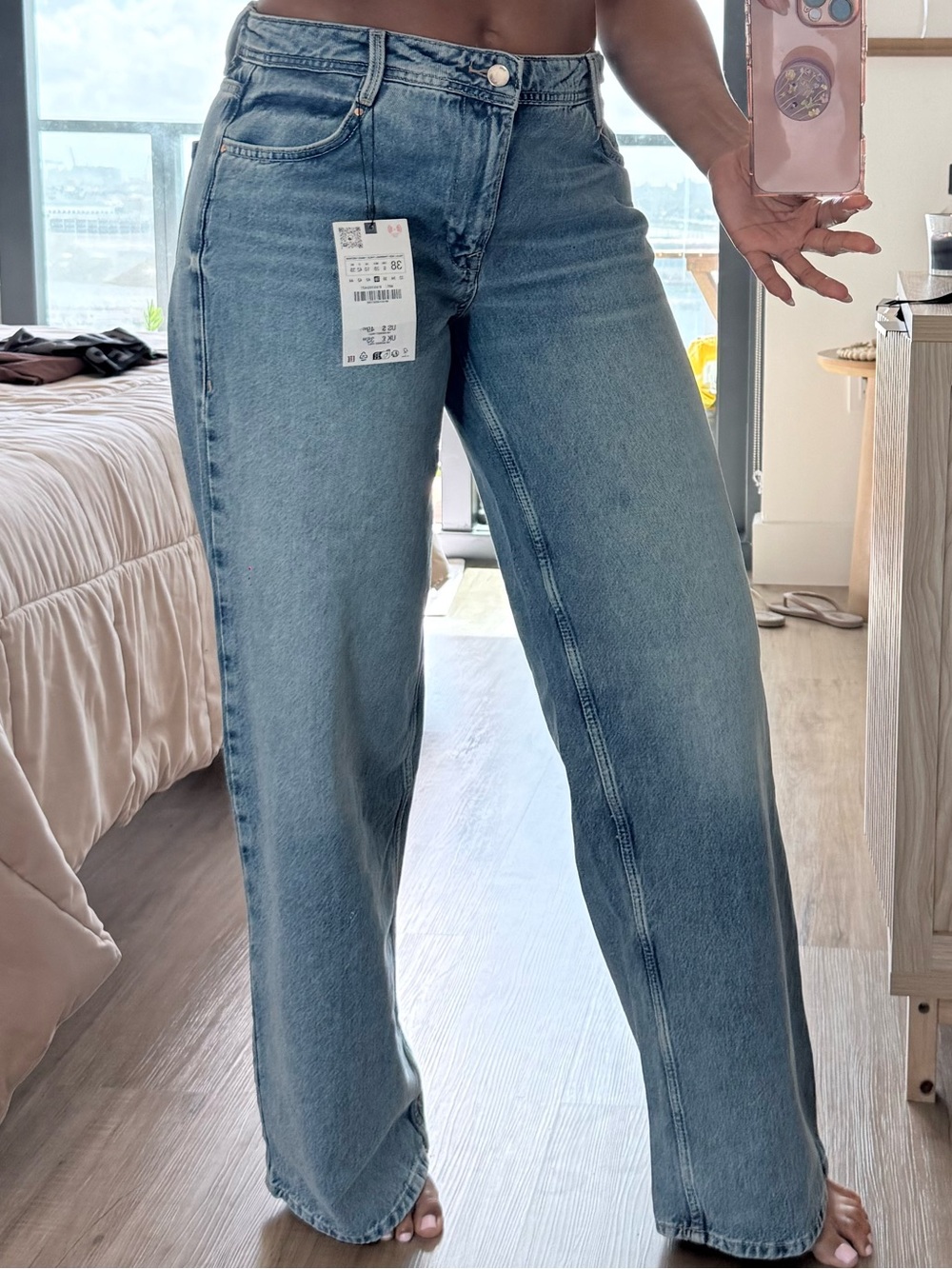 Zara womens Wide Leg Light Wash Jeans - Blue